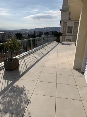 Carrelage et dalles sur plots